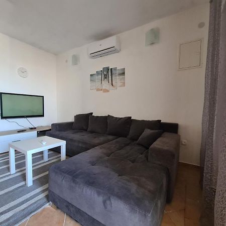 Apartman Mihaela Vrsi Exteriör bild